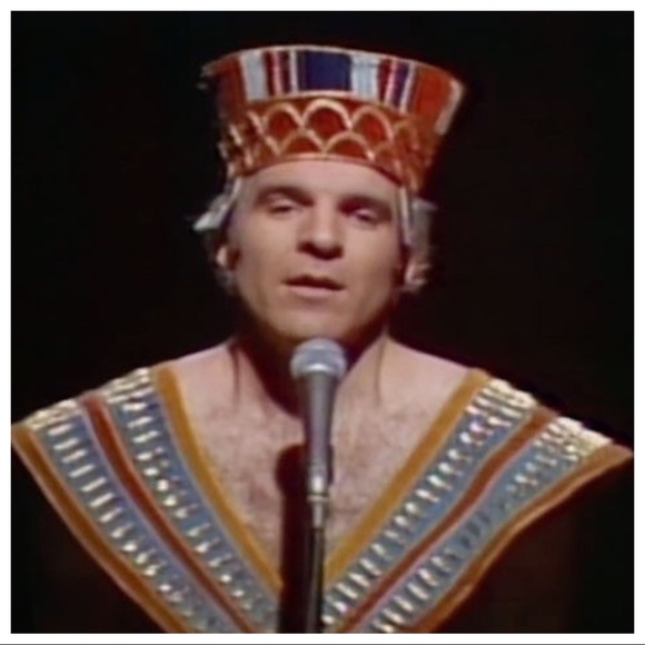 King Tut (King Tut)
Now when he was a young man, - Picture 7 of 8